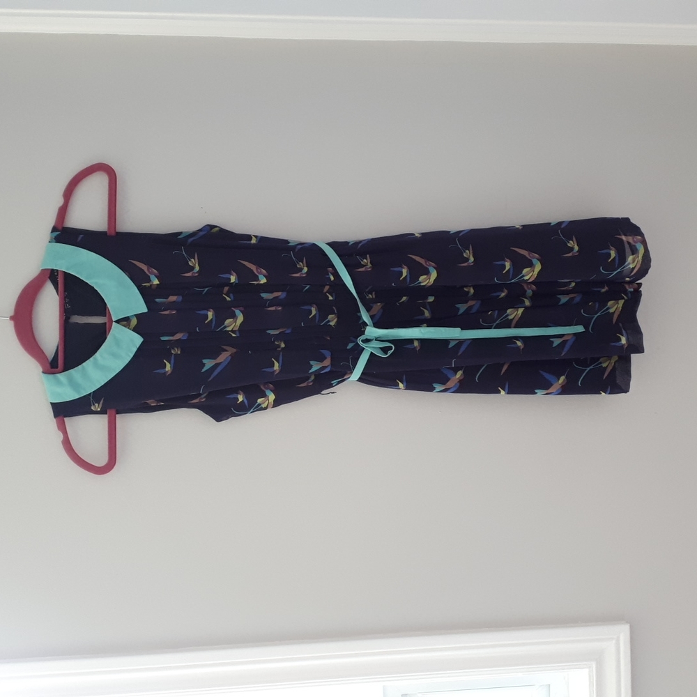 Zara dress bird print with contrast collar